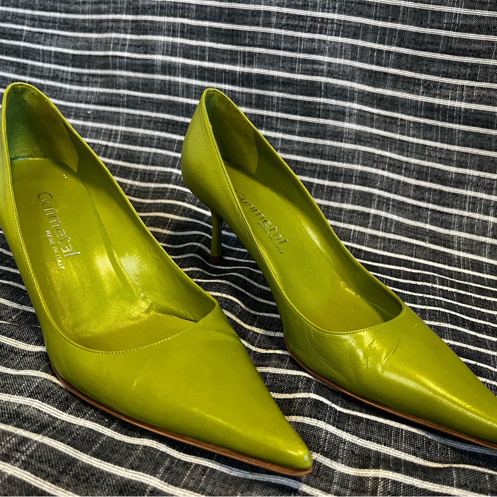 Italian Gunmetal Vibrant Green Pointed Heels